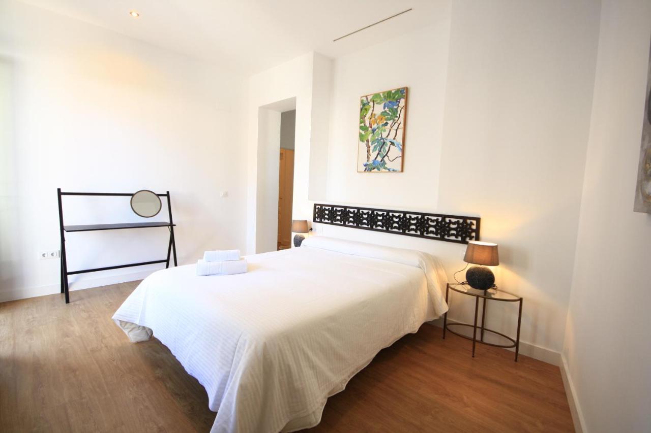 Apartamentos Setas Center Севилья Экстерьер фото